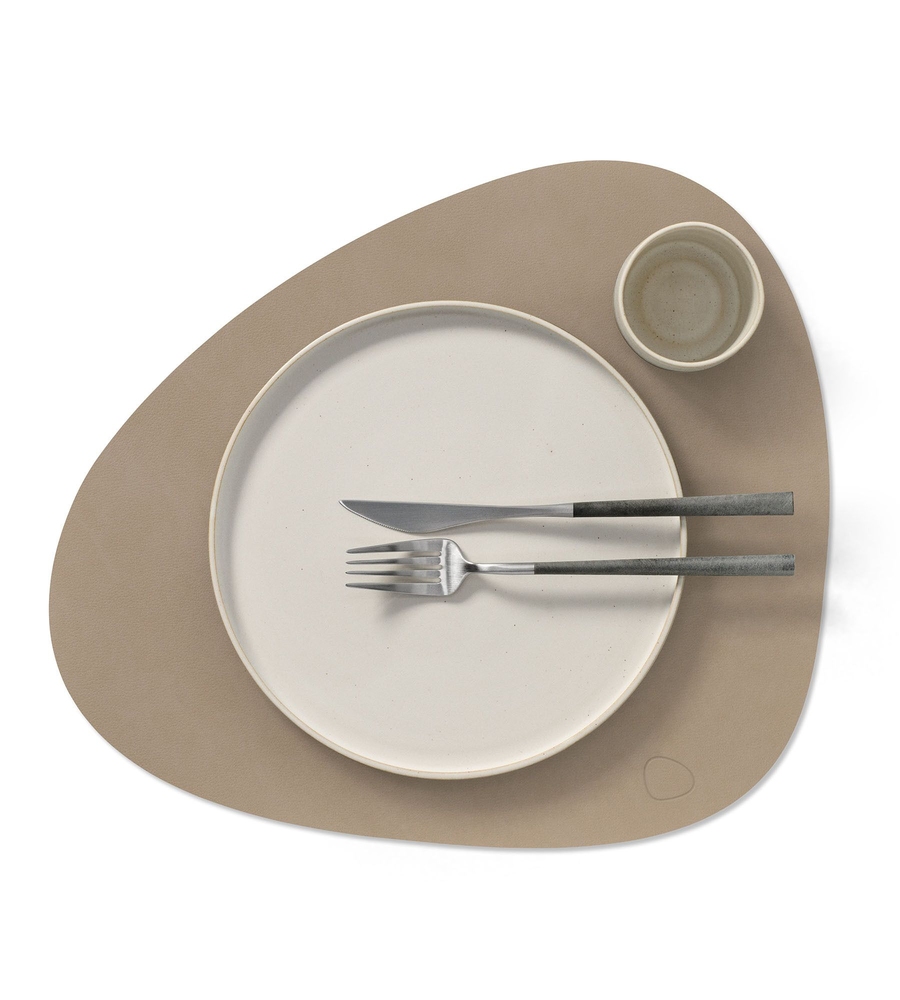 Suport pentru farfurie Clay Brown