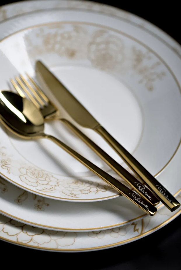 Blooming Roses Set of 6 salad plates